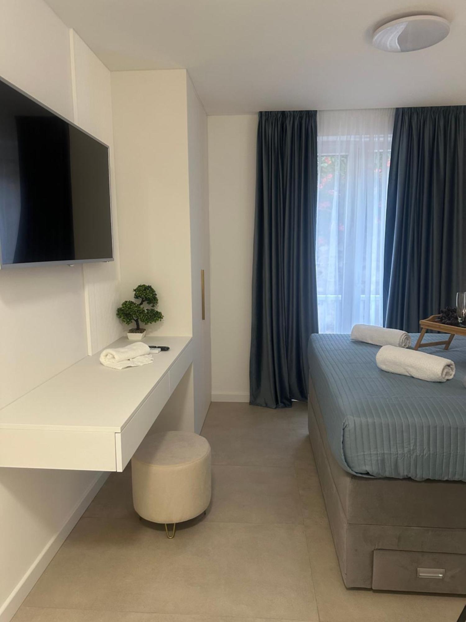 Amaro Luxury Room & Studio Apartman With Balcony Zadar Bagian luar foto