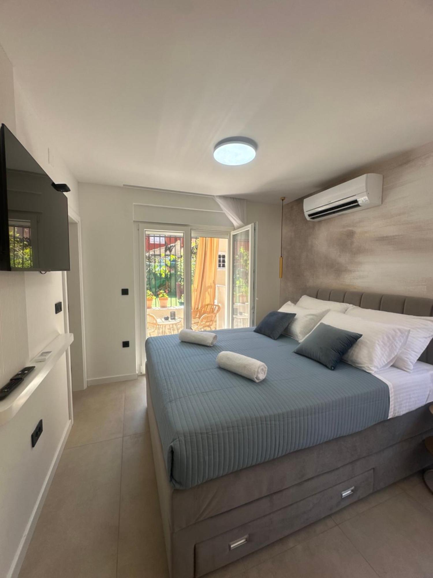 Amaro Luxury Room & Studio Apartman With Balcony Zadar Bagian luar foto